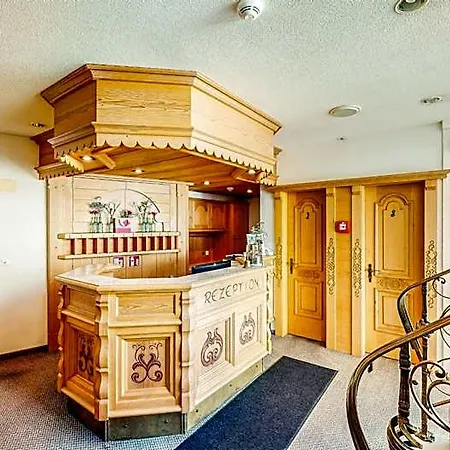 Schweizerhof Hotel