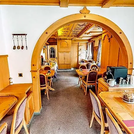 Schweizerhof 3*