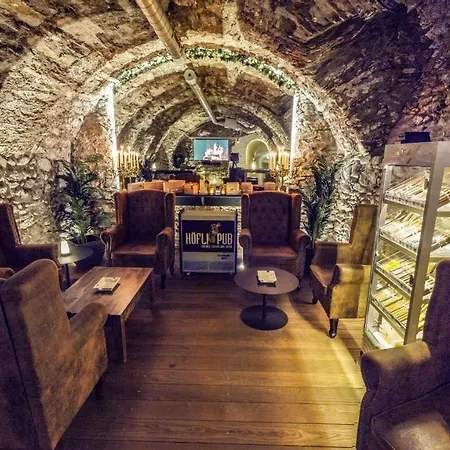 Schweizerhof Hotel 3*